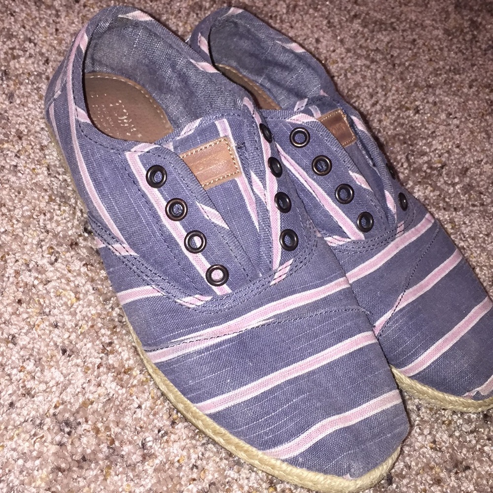 TOMS